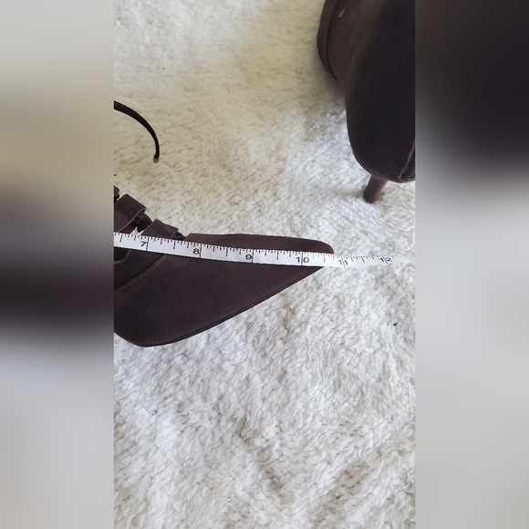 Adrienne Vittadini Fealy Women US 7.5 M Brown 90s Bootie Pump Heel‎ Suede - Picture 11 of 14